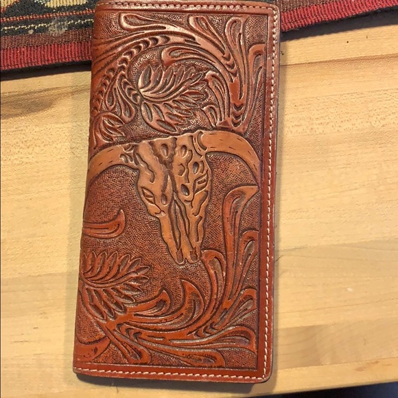 Leather Wallet - Picture 1 of 3